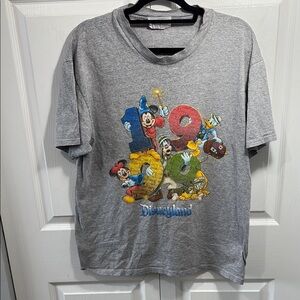 Vintage 1999 Disneyland Graphic T-Shirt